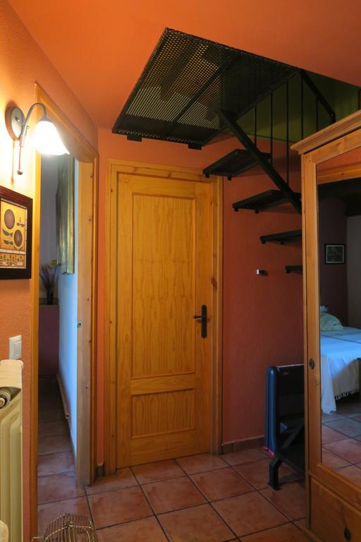 Can Salgueda Santa Pau Room photo
