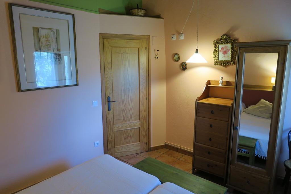 Can Salgueda Santa Pau Room photo